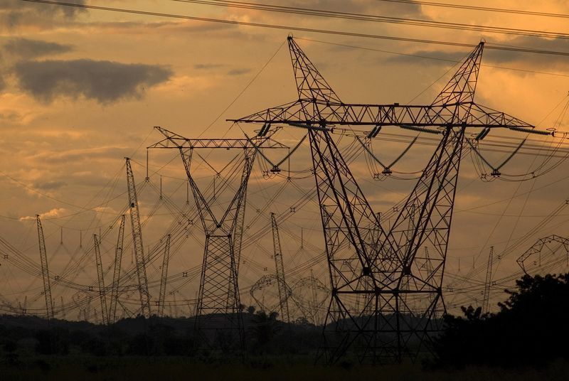 ONS reduz projeção para carga de energia no Brasil em julho