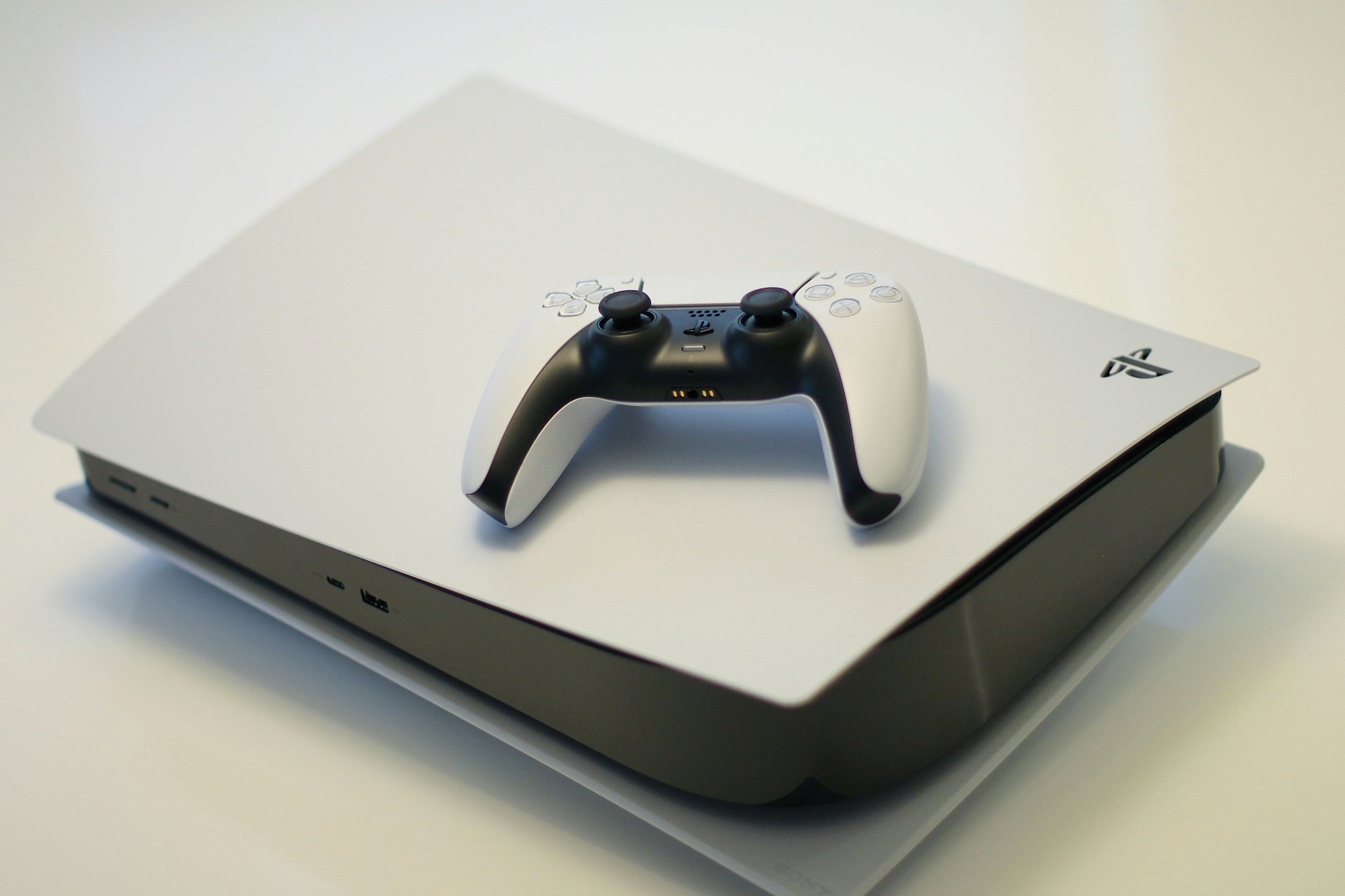 Sony vai deixar de fabricar discos físicos para novos jogos de PlayStation em 2028