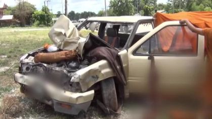 Menino de 11 anos atropela e mata oito monges na Tailândia