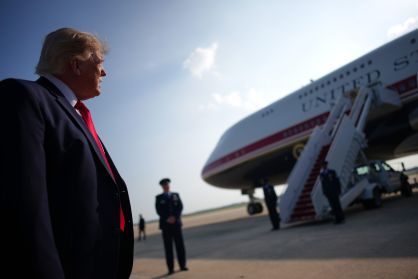 Trump faz primeiro voo no novo Air Force One, avião doado pelo Catar
