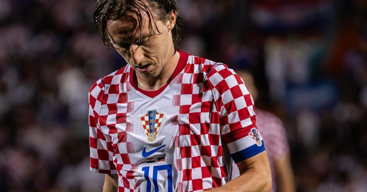 “VAR deve intervir apenas em erros de 200%”: Modric vê Croácia prejudicada